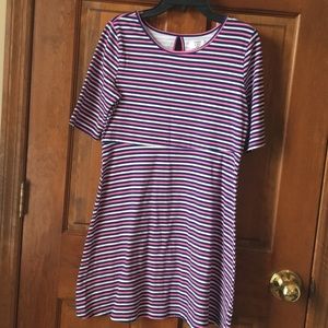 Crown and Ivy girls dress